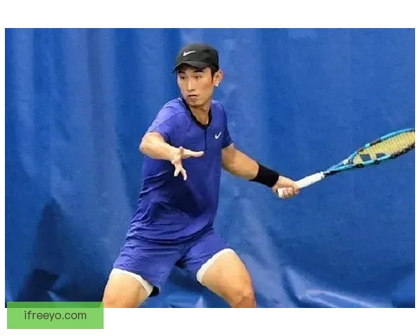 我国羽球夫妻档许永凯和陈薇涵直落两局败给中国组合